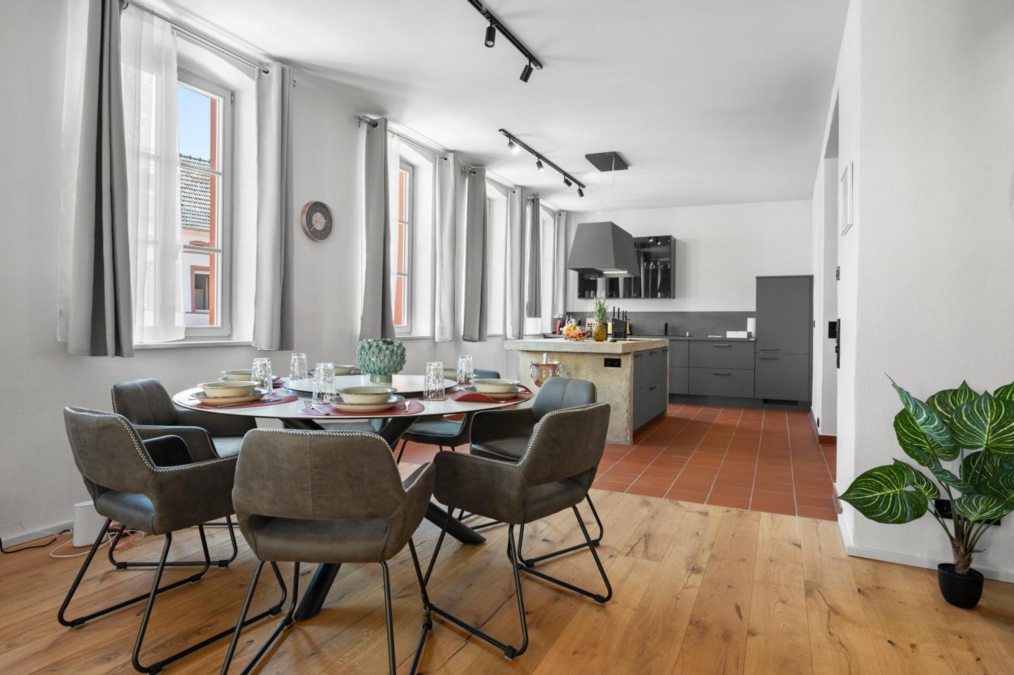 Lit Living Gruenstadt - Luxury- Style Boutique Apartments Buitenkant foto